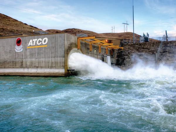 Oldman Dam water discharge